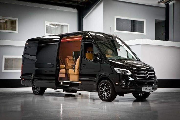 Mercedes-Benz Sprinter executive coach